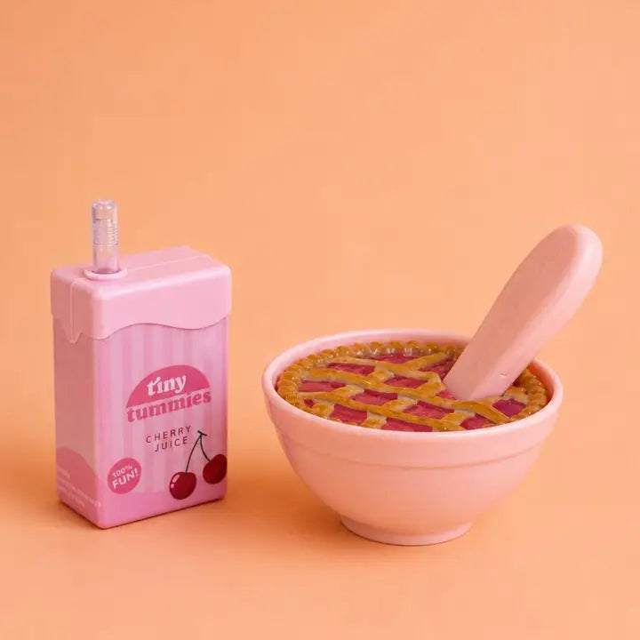 Tiny Harlow - Tiny Tummies Set - Cherry Pie Bowl and Juice Box