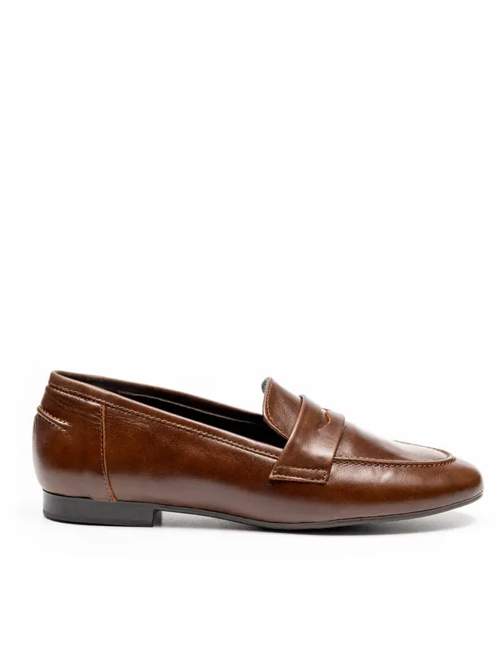Tolstoy Penny Loafer - Chestnut Leather