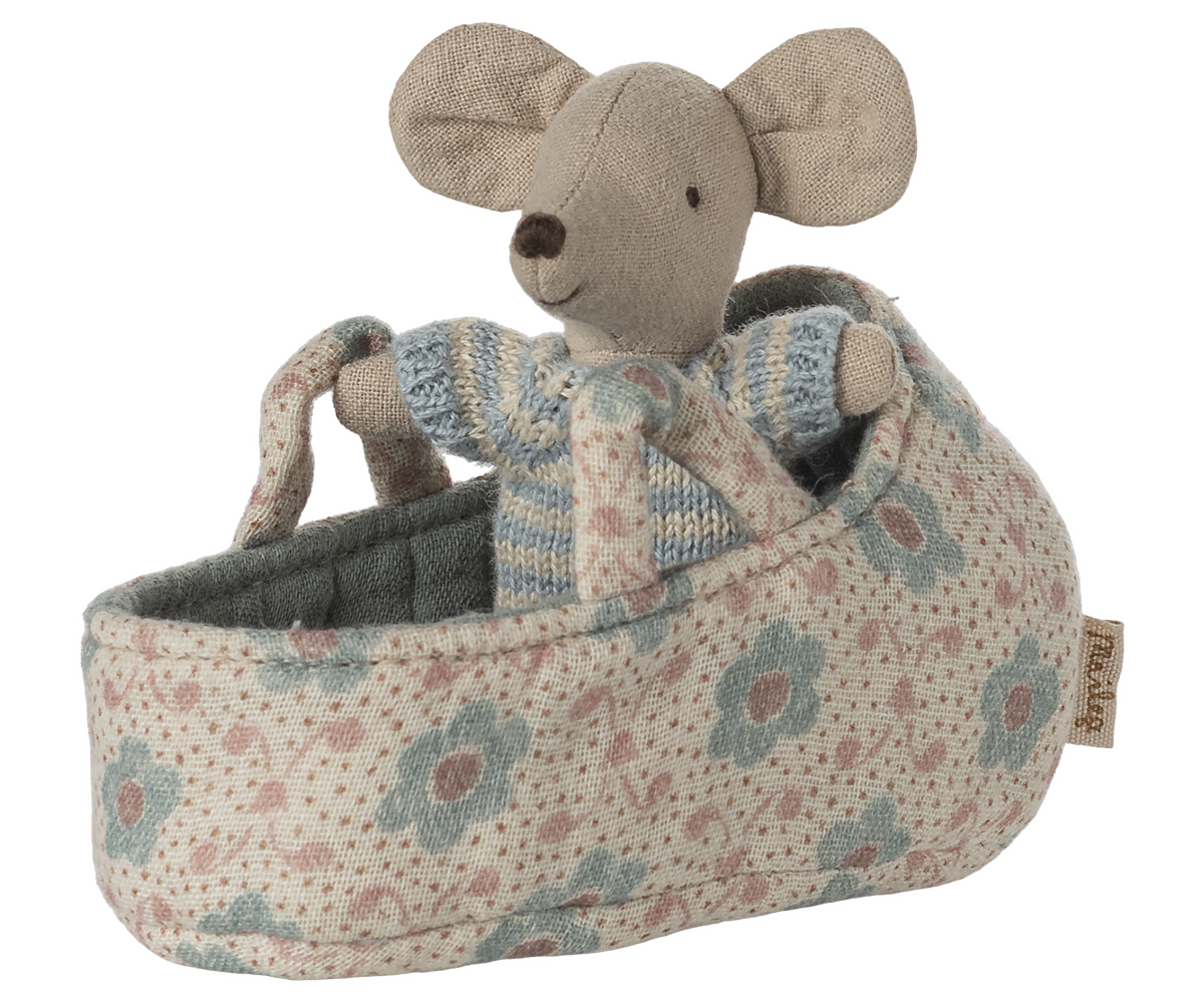 Maileg - Baby Mouse In Carry Cot - Blue