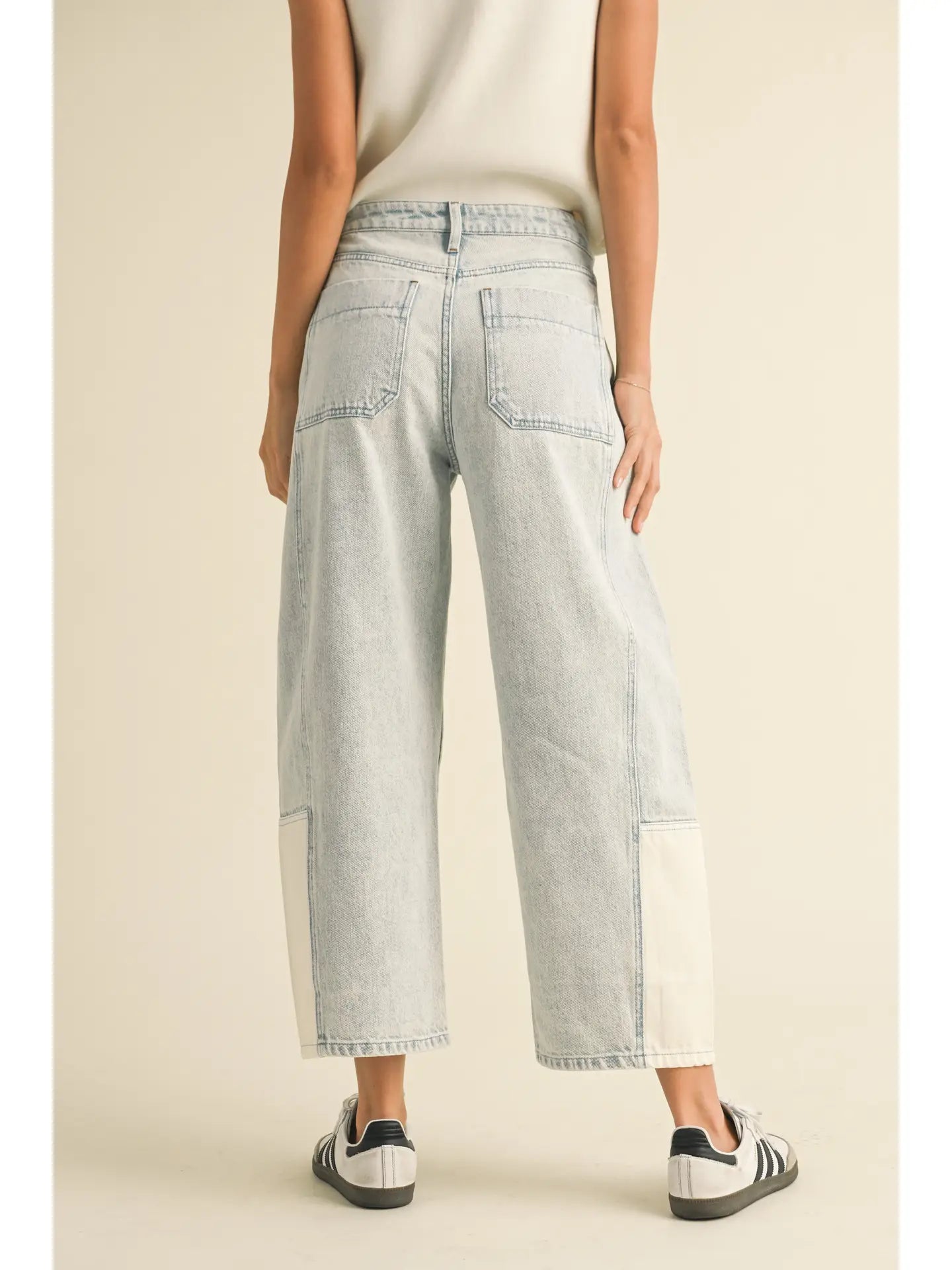 Barrel Jeans - Light Wash