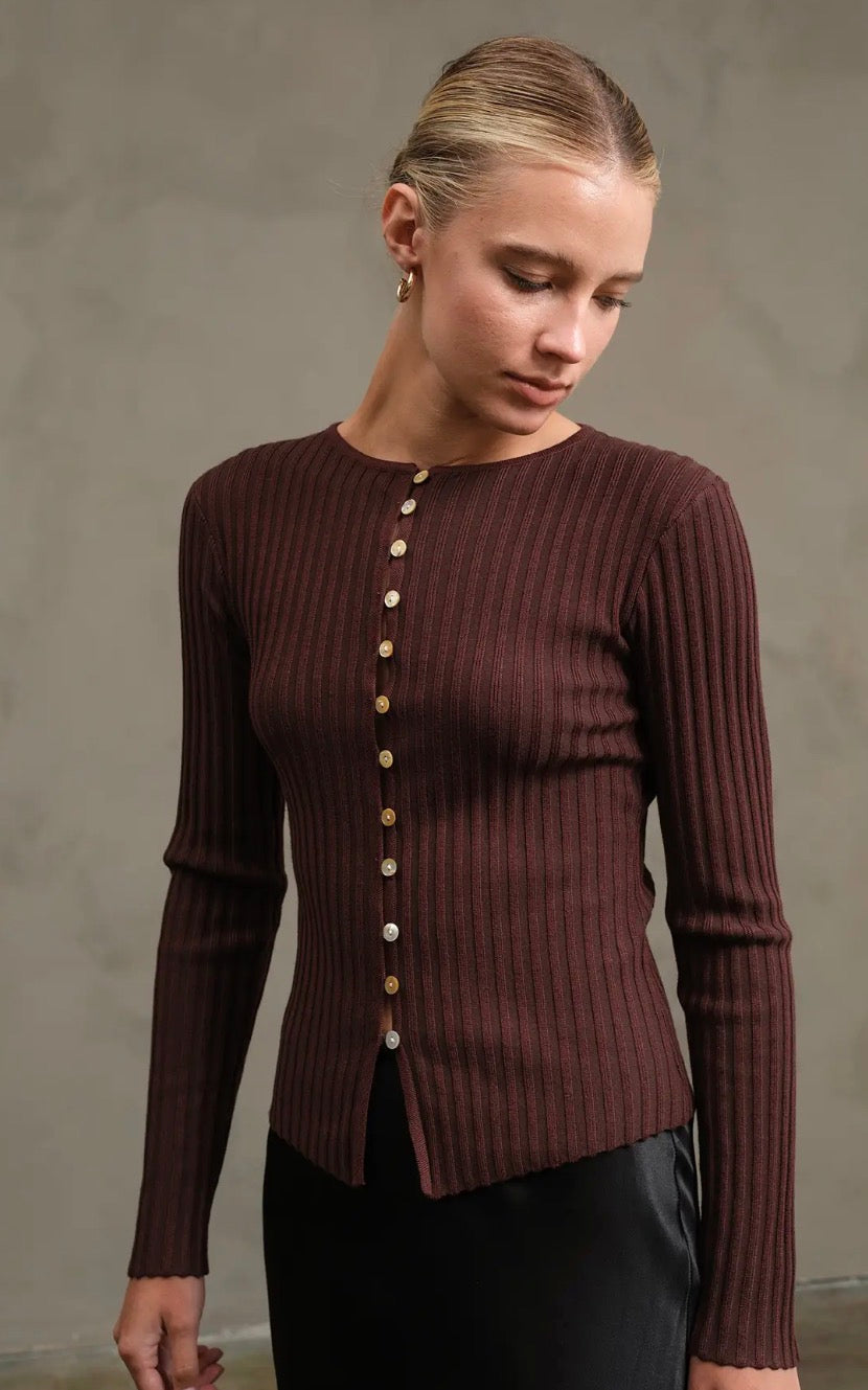 Slim Fit Knit Button Top - Brown