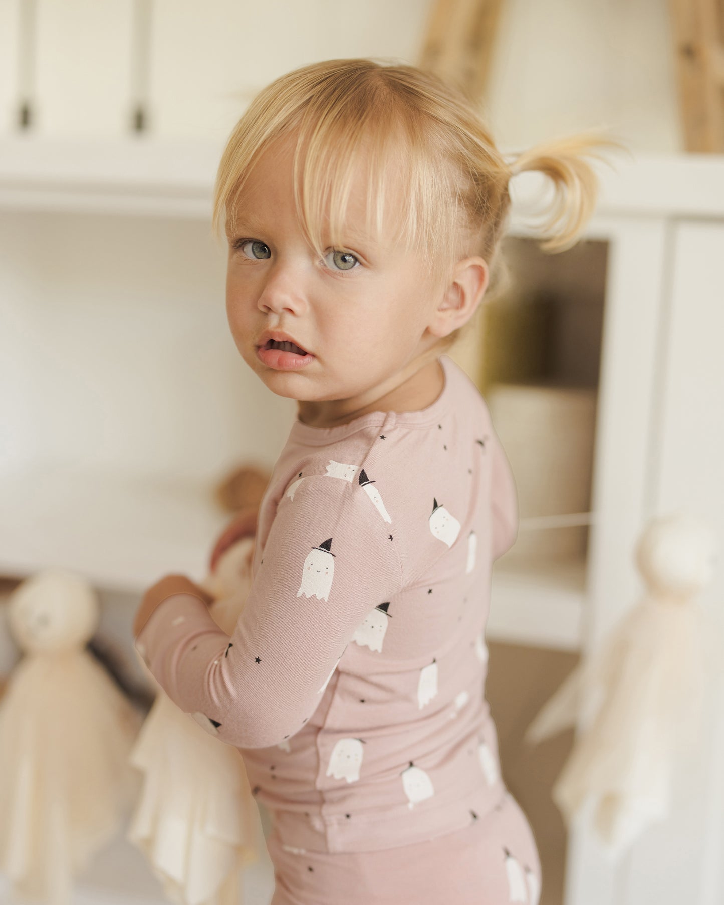 Quincy Mae - Bamboo Pajama Set - Pink Ghosts