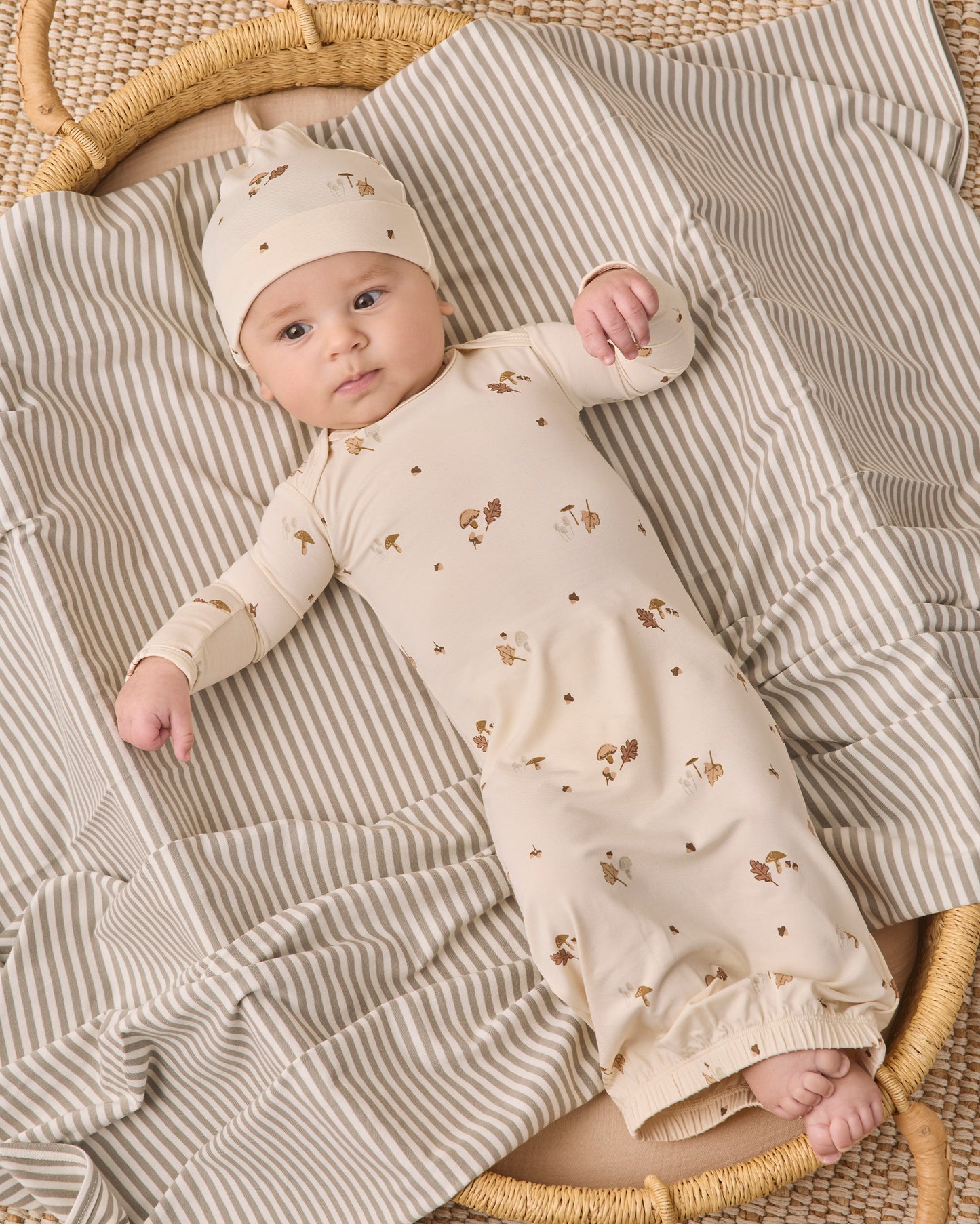 Quincy Mae - Bamboo Baby Gown + Hat set - Woodland