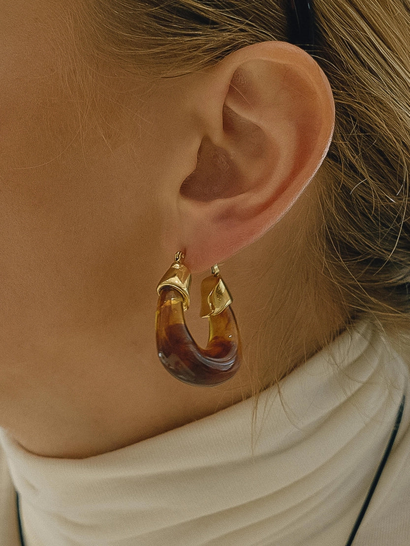 Arlowe 18K Gold Non-Tarnish Resin Hoop Earrings - Brown
