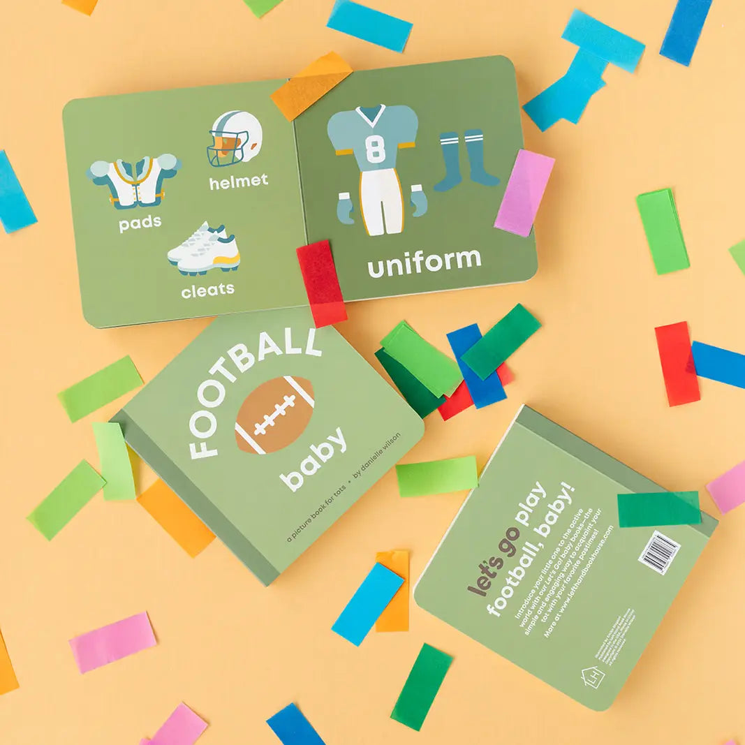 Football Baby Book - Danielle Wilson