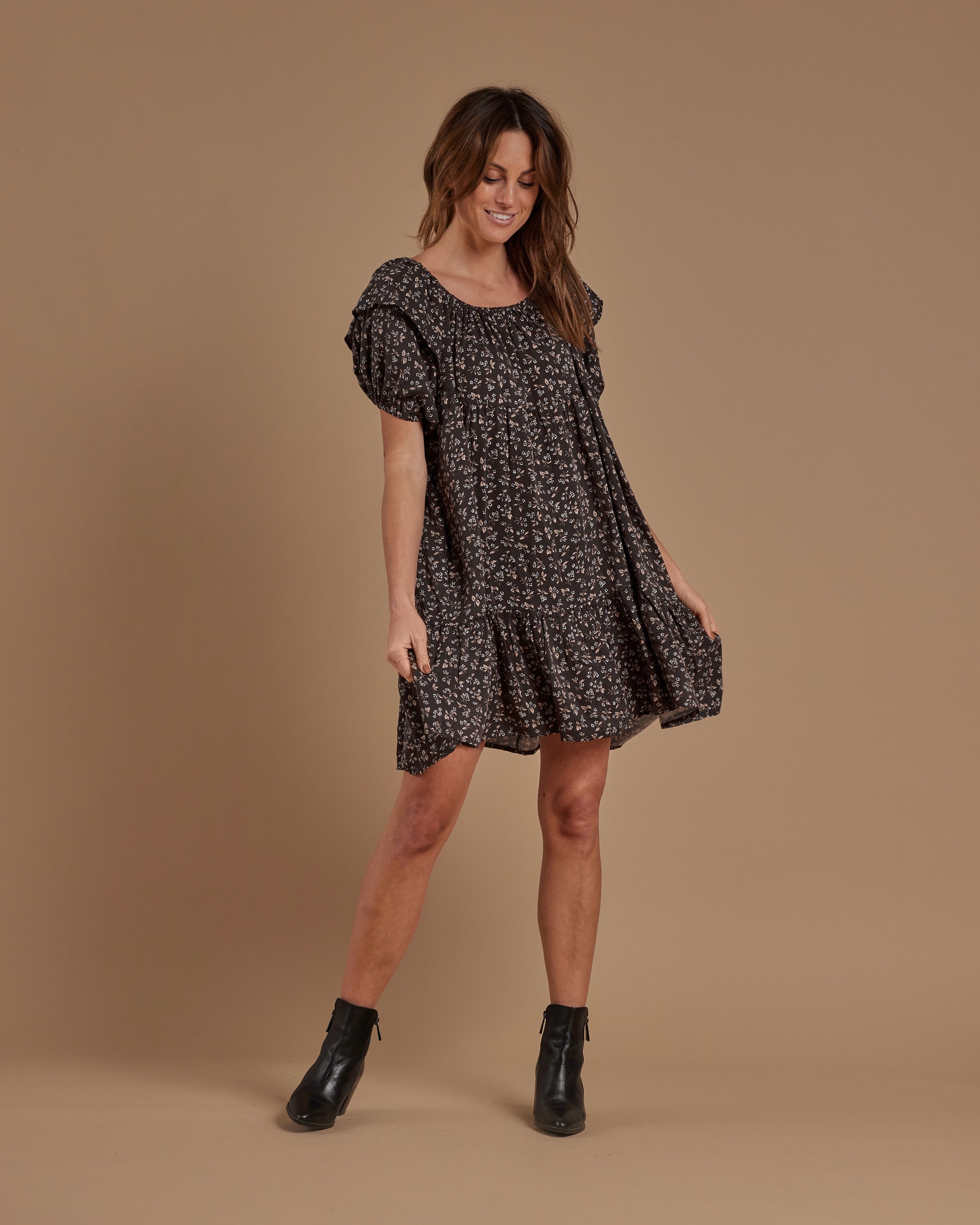 Willow hotsell dress short