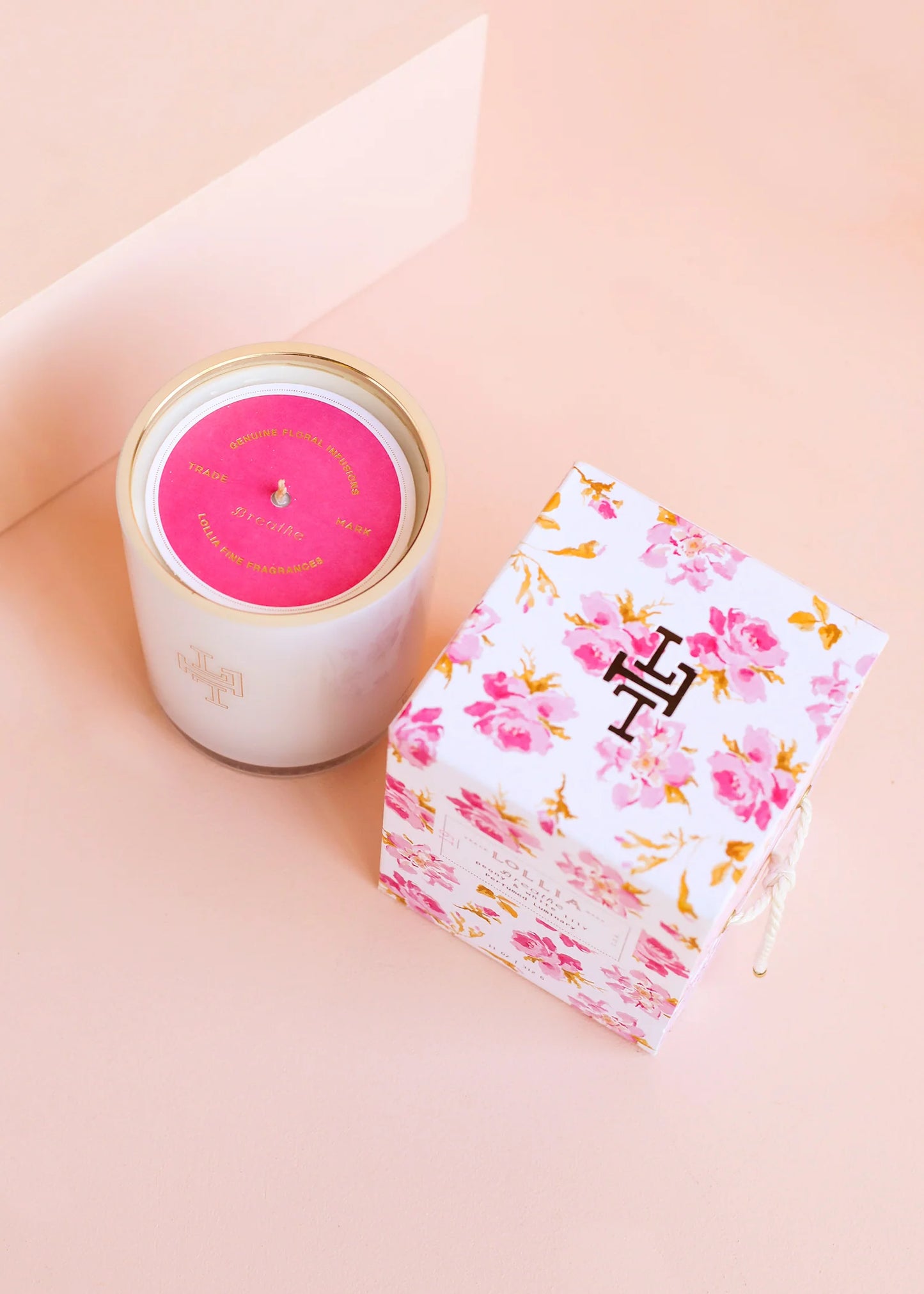 Lollia - Breathe Luminary Scented Candle