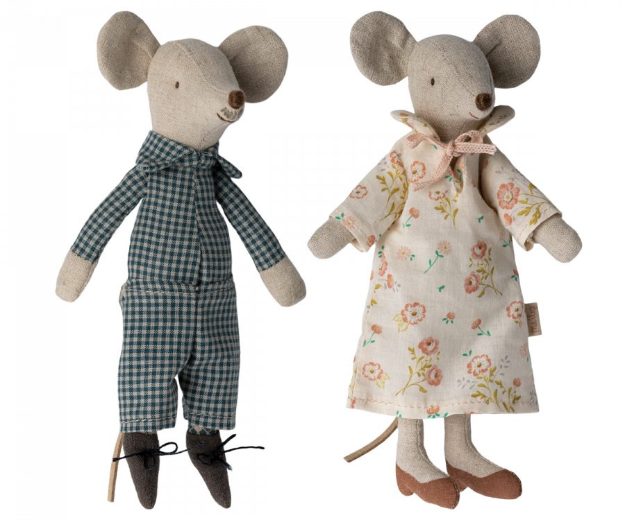 Maileg - Grandma and Grandpa Mice in Cigarbox