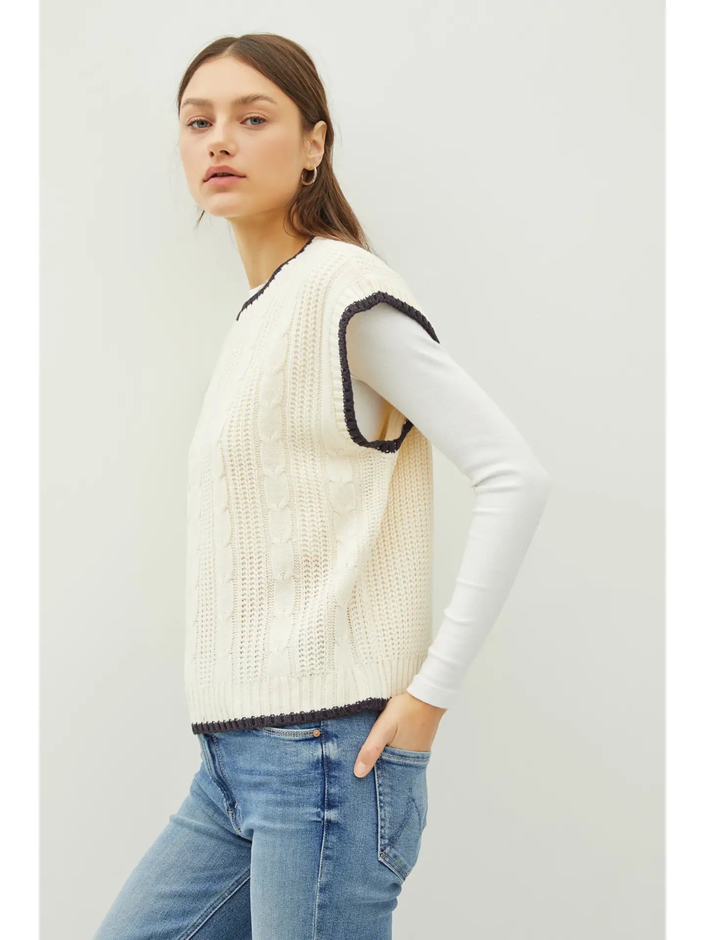 Chunky Cable Knit Sweater Vest - Ivory