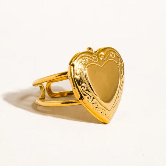 Sefina 18K Gold Non-Tarnish Locket Heart Ring - Yellow Gold