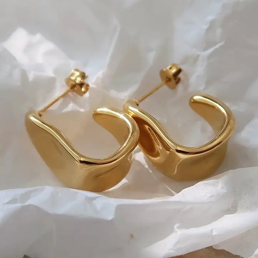 18K Gold Non-Tarnish Sculpted Wave Hoop Earrings - Yellow Gold