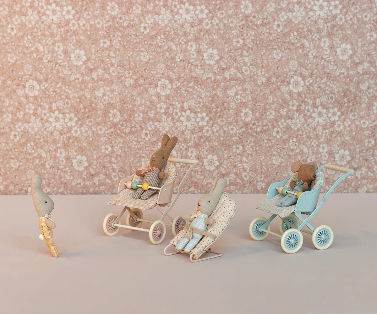 Maileg - Stroller, Baby Mouse - Rose