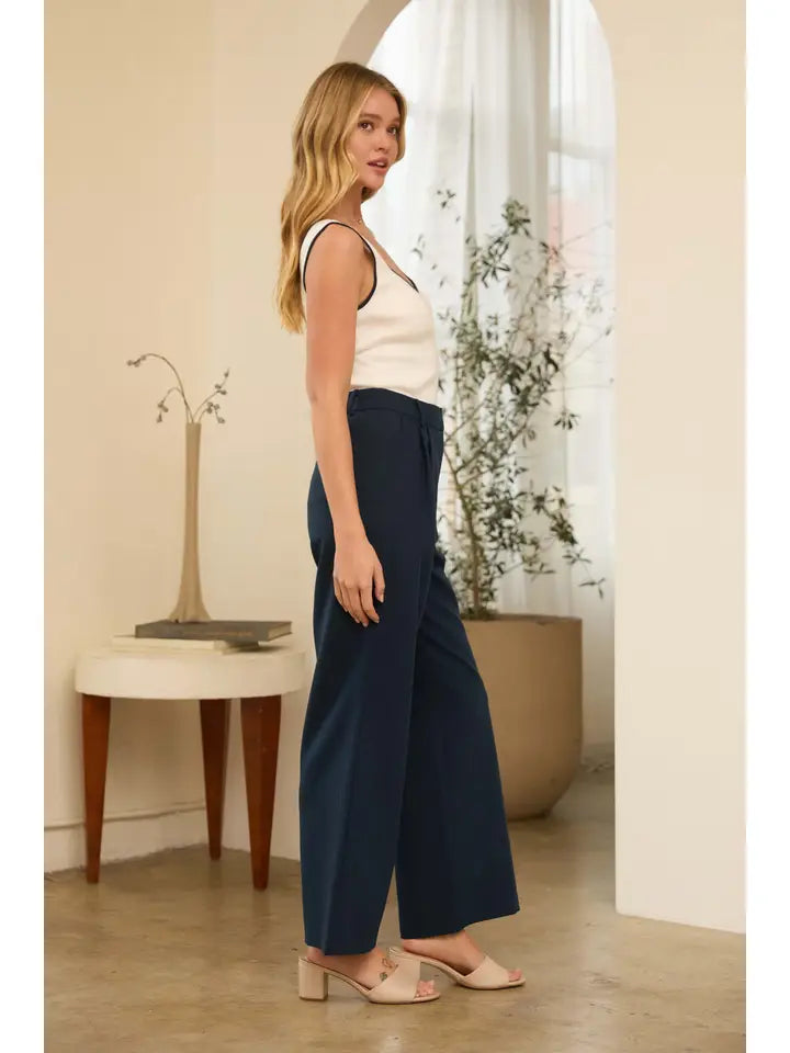Pintucked Straight Leg Pant - Navy