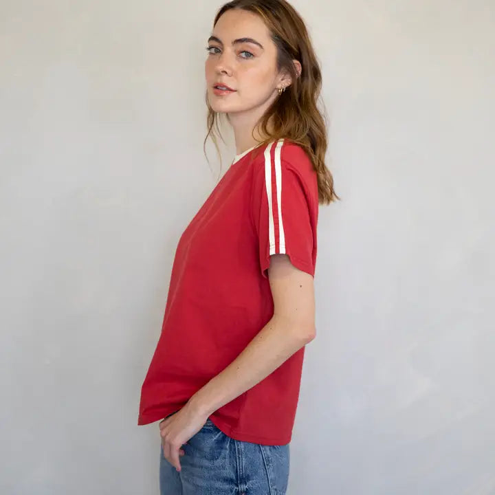 Sporty Vintage Tee - Red