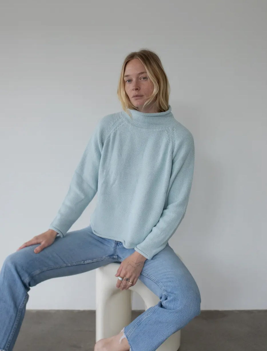 San Franciso Sweater - Baby Blue