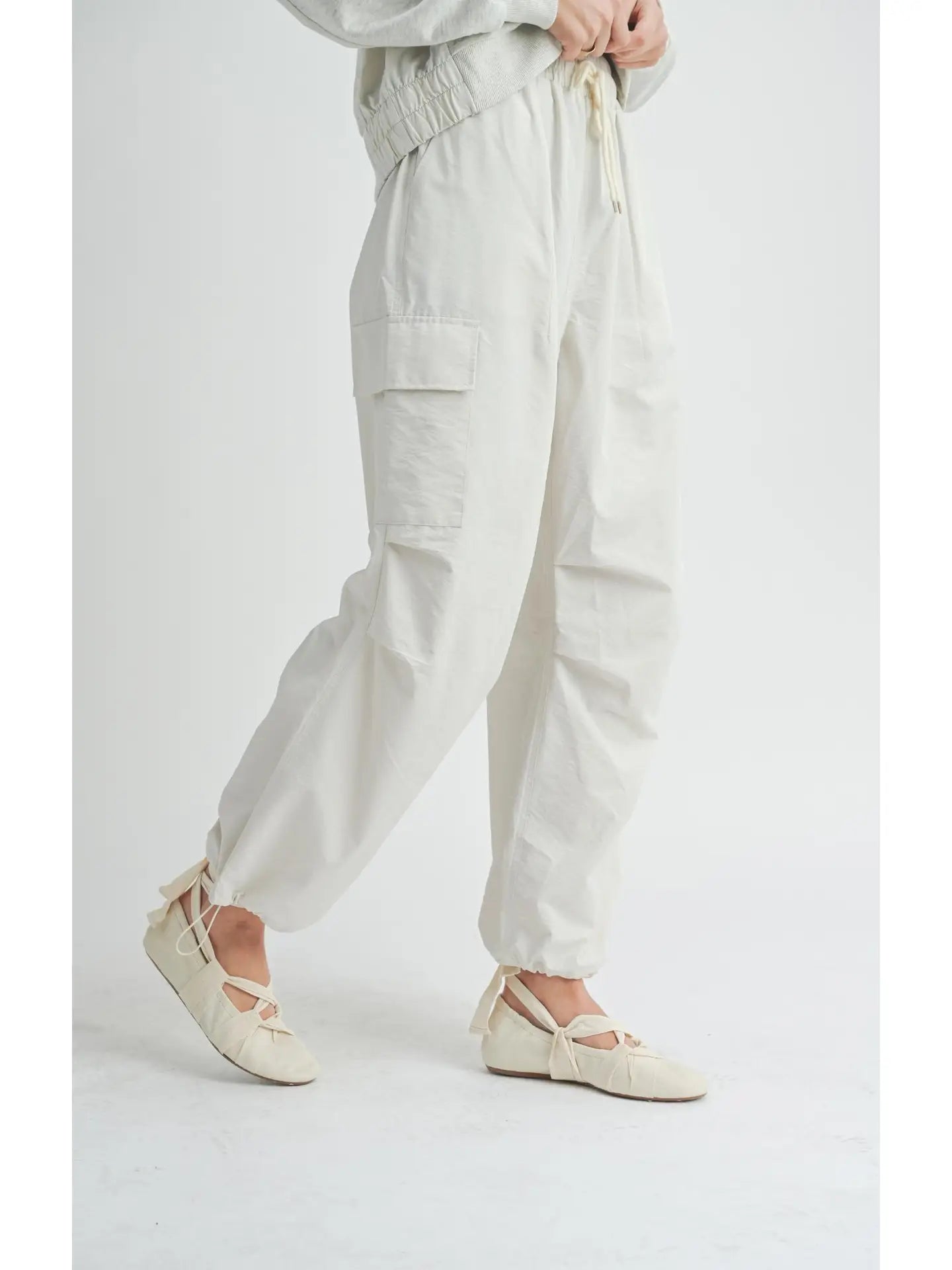 Vita Elastic Cargo Pants - Ivory