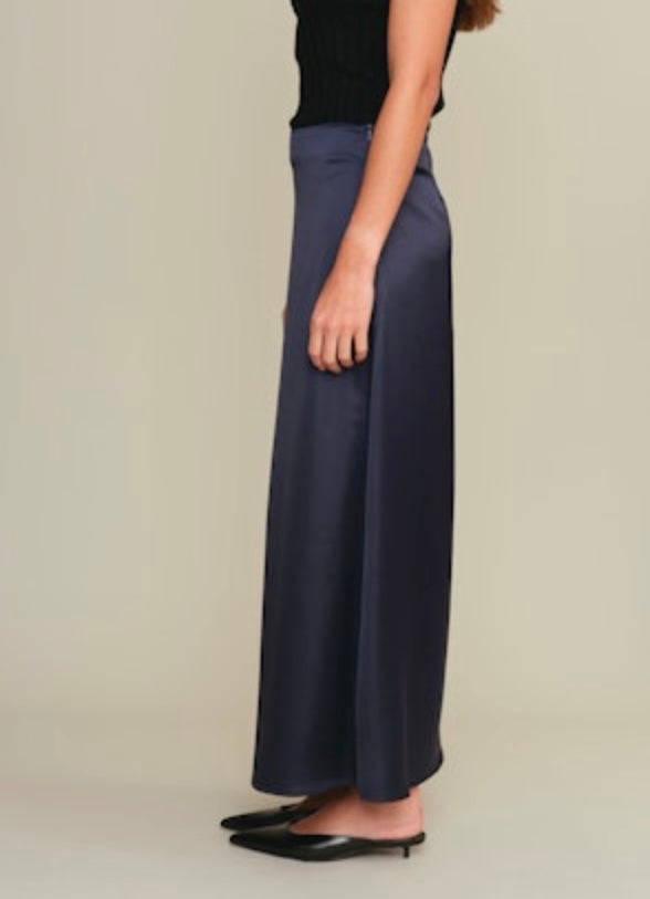 Marcus Skirt - Navy