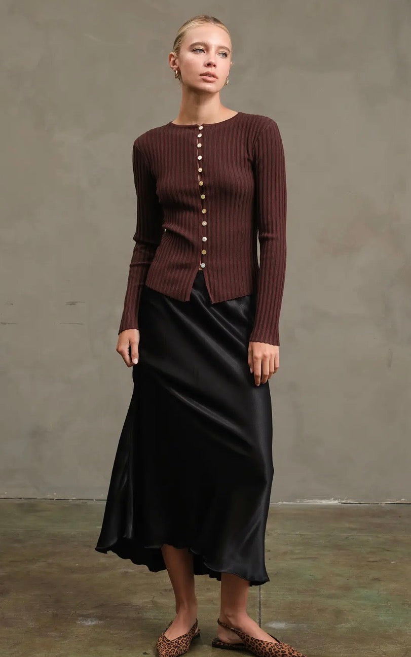Slim Fit Knit Button Top - Brown
