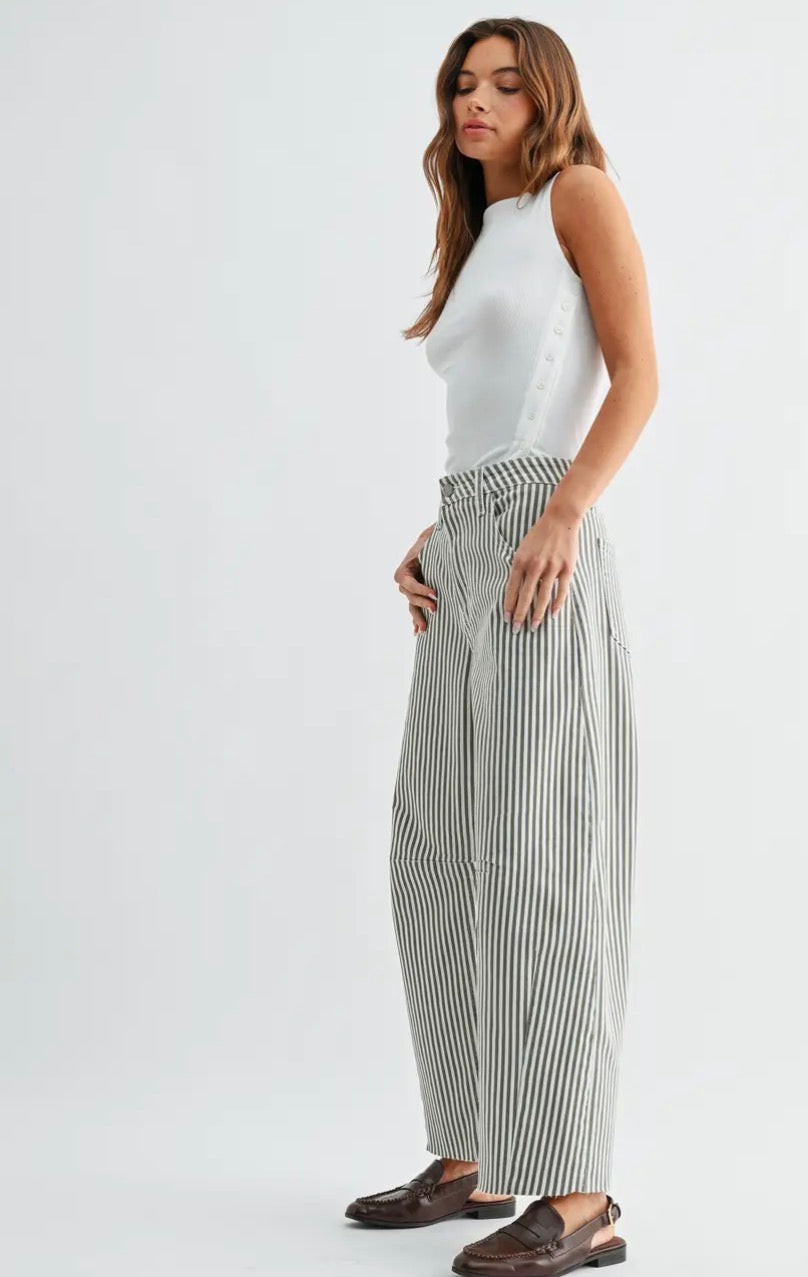 Barrel Jeans with Seams - Olive Stripe