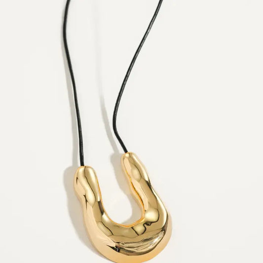 18K Horseshoe Necklace - Gold