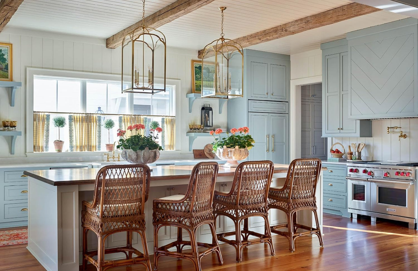 Home Again - A Return to Gracious Interiors - James T. Farmer III