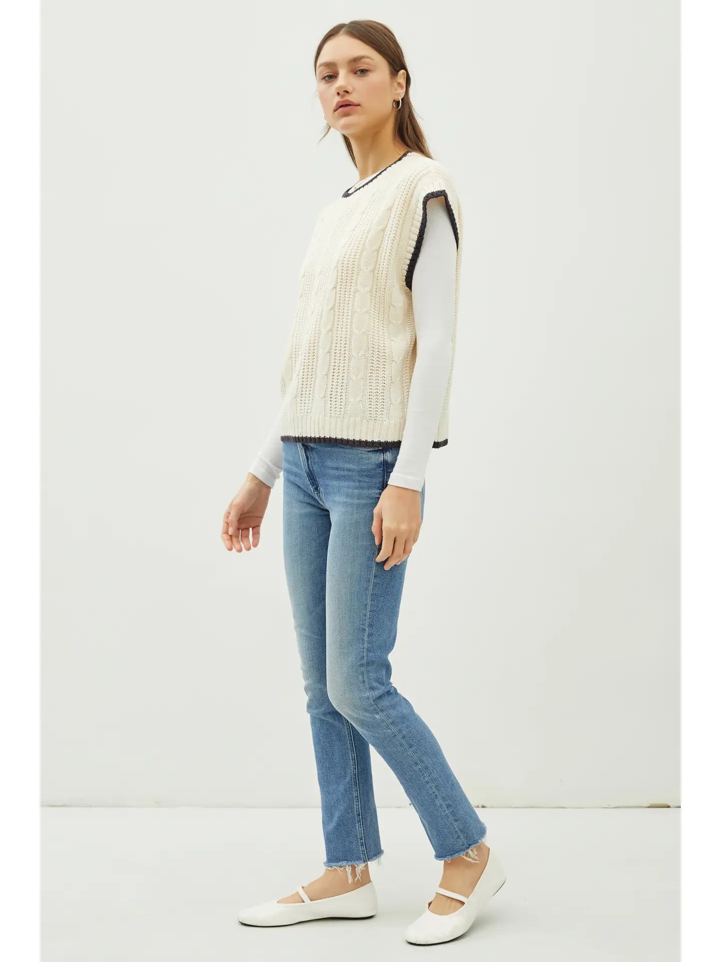 Chunky Cable Knit Sweater Vest - Ivory