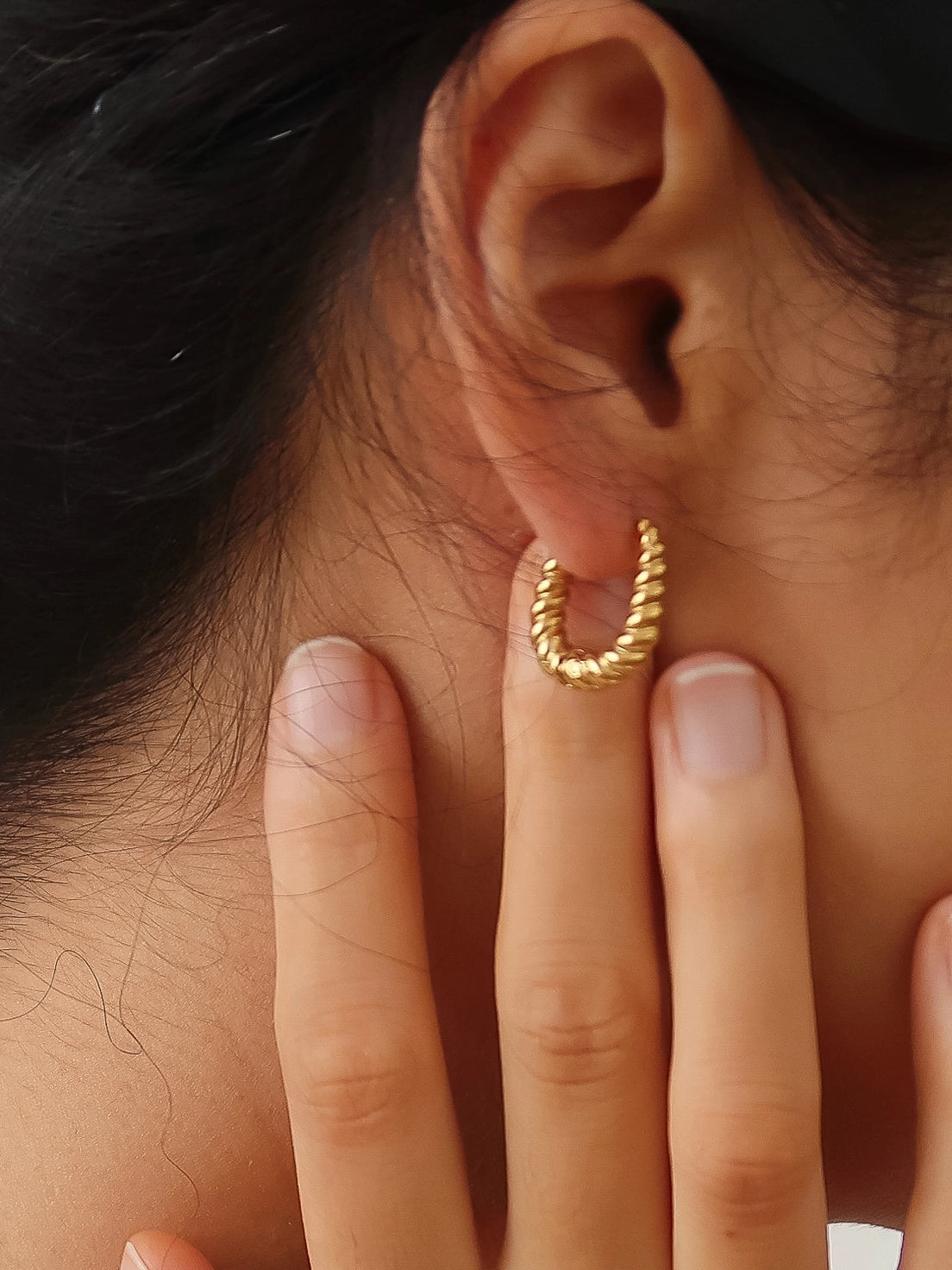 Cere 18K Non-Tarnish Twisted Hoop Earrings - Yellow Gold