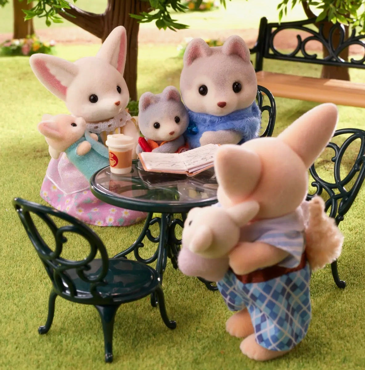 Calico Critters - Fennec Fox Family