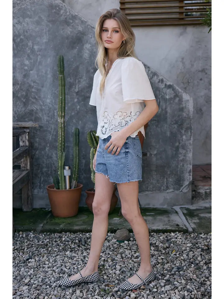Embroidered Scallop Hem Puff Sleeve Blouse