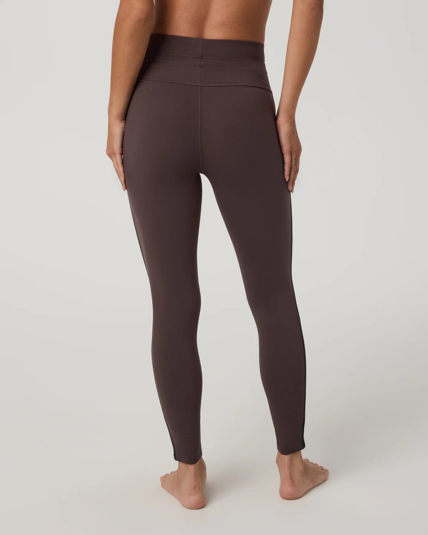 Vuori - Daily Track Legging - French Roast