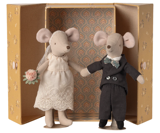 Maileg - Wedding Mouse Couple In Box - Mum and Dad - PREORDER