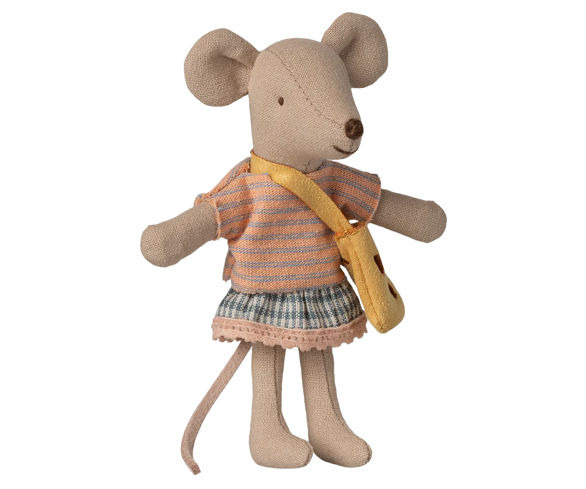 Maileg - Little Sister Mouse With Bag