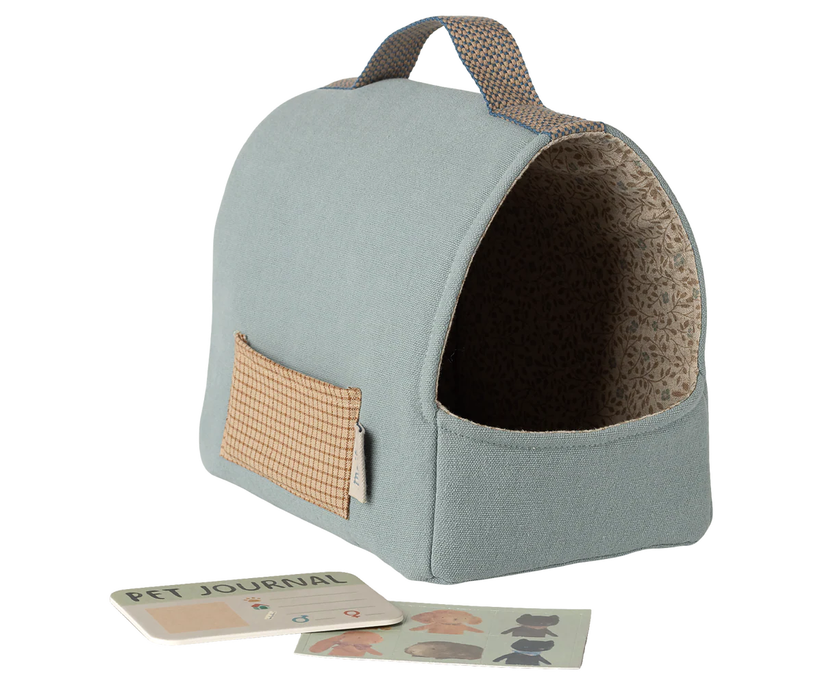 Maileg - Pet Carrier - Dusty Blue