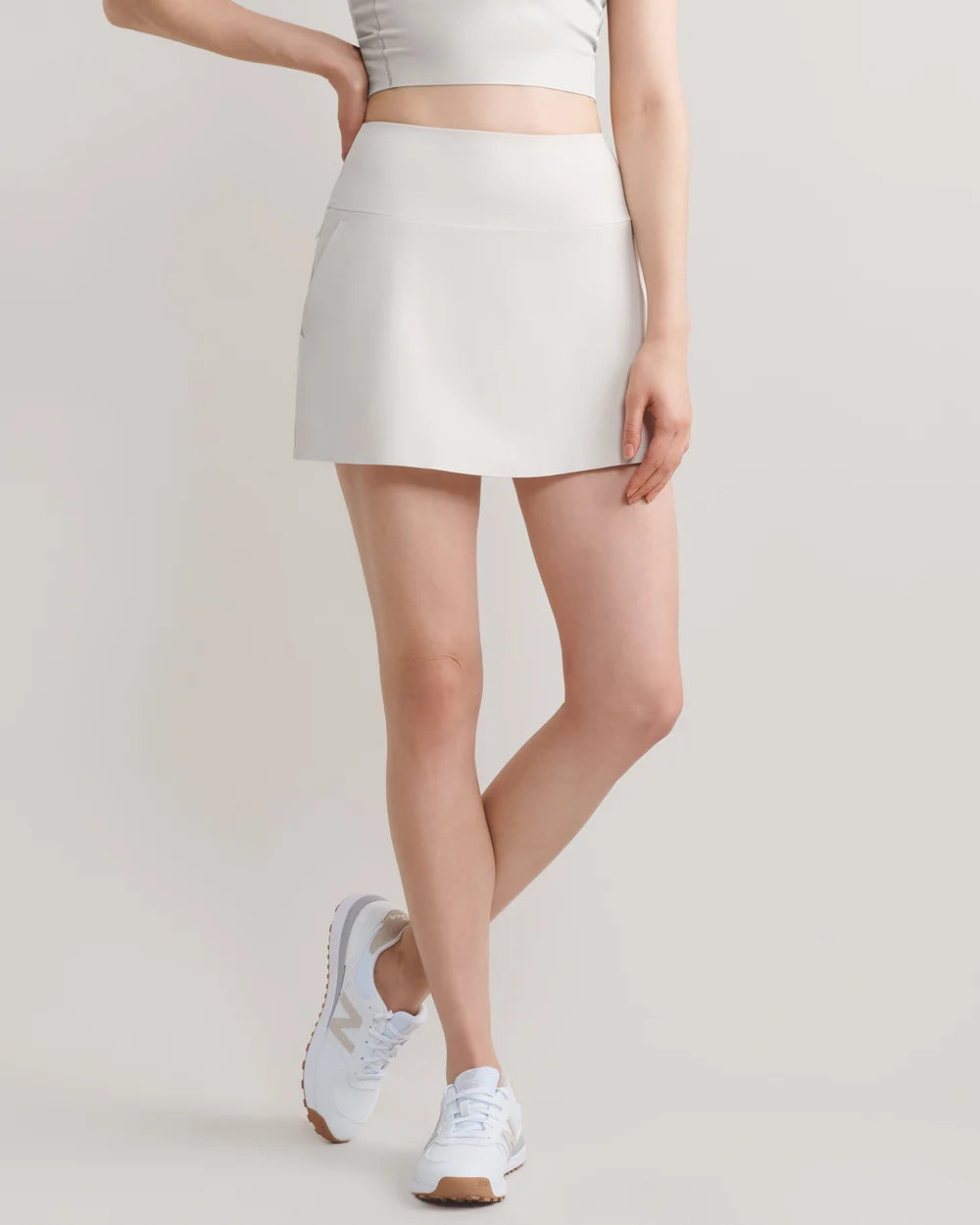 Rhone - Course to Court Skort 14" - Sand