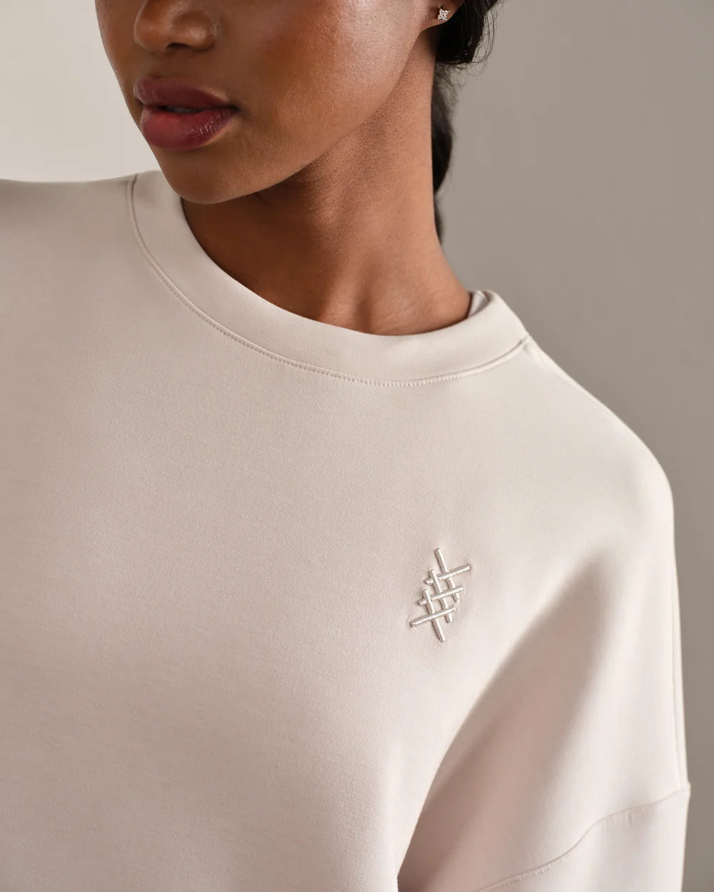 Rhone - DreamGlow Crew Neck - Sand
