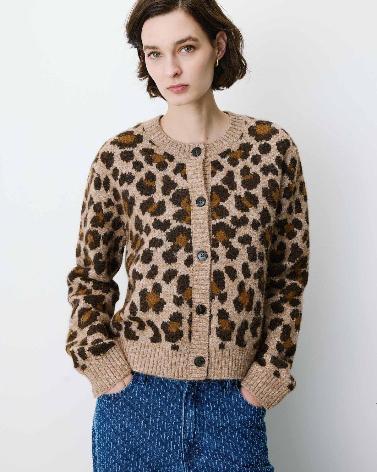 Agnes Cardigan - Leo