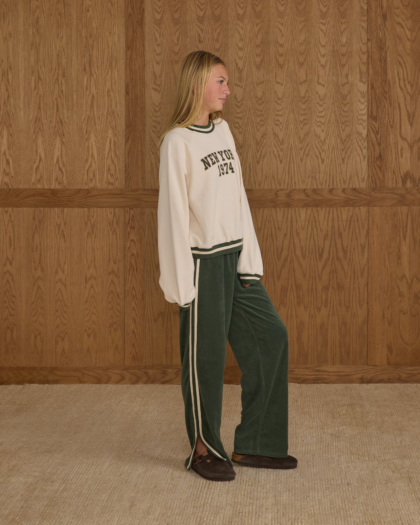 Rylee + Cru - Tween Raglan Sweatshirt - New York