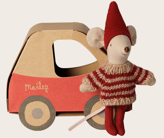 Maileg - Christmas Mouse, Little Sister in Car Box - PREORDER FW26