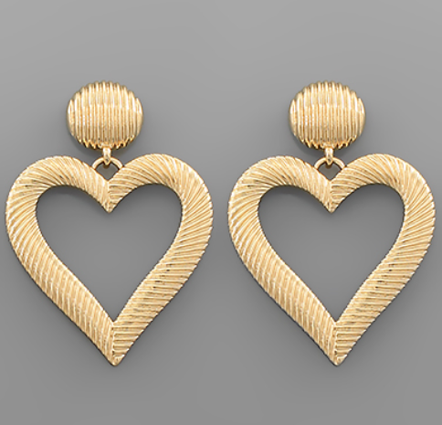 Casting Heart Cutout Earrings - Gold