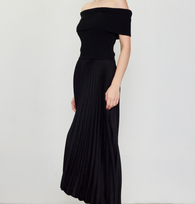 Off the Shoulder Ribbed Dress - Black