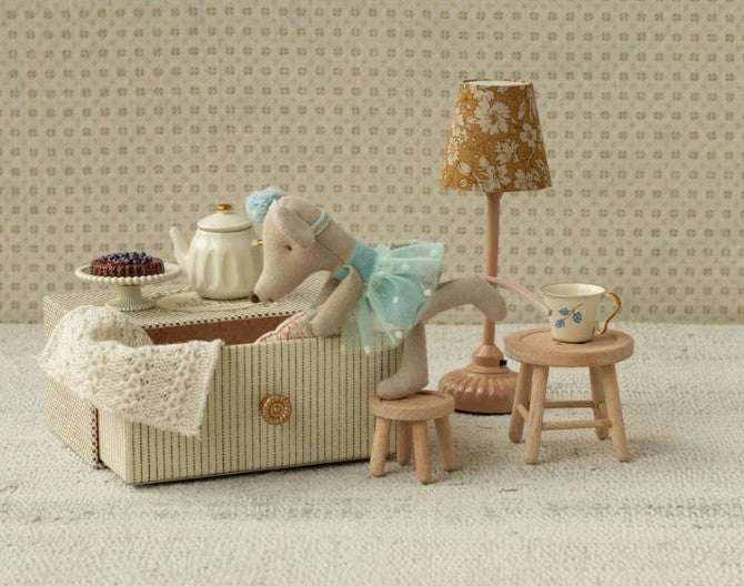 Maileg - Dance mouse in daybed, Little sister