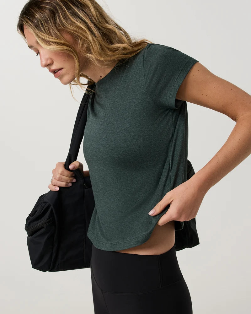 Vuori - Energy Classic Tee - Hemlock Heather