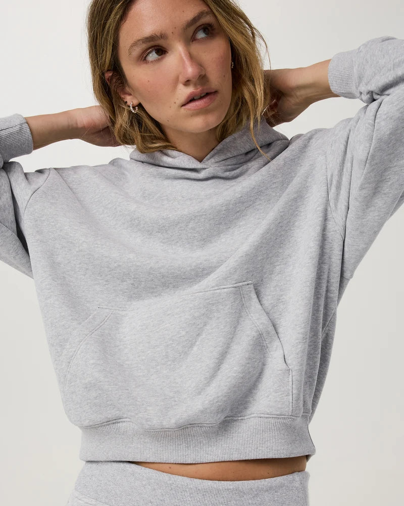 Vuori - Sedona Classic Pullover Hoodie - Light Heather Grey