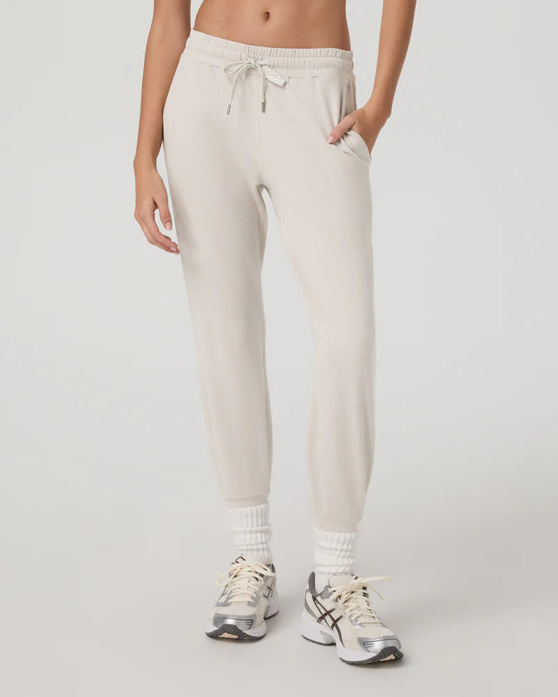 Vuori - Performance Jogger - Ecru Heather