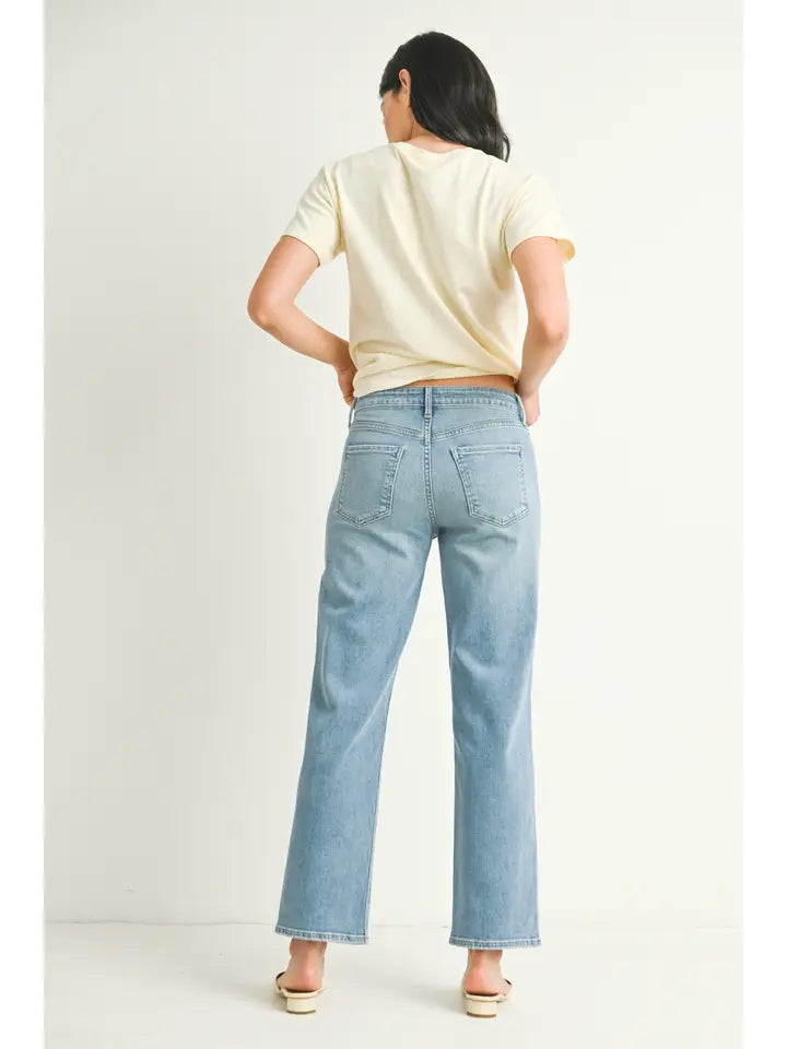 Stretchy Straight Jeans - Light Denim