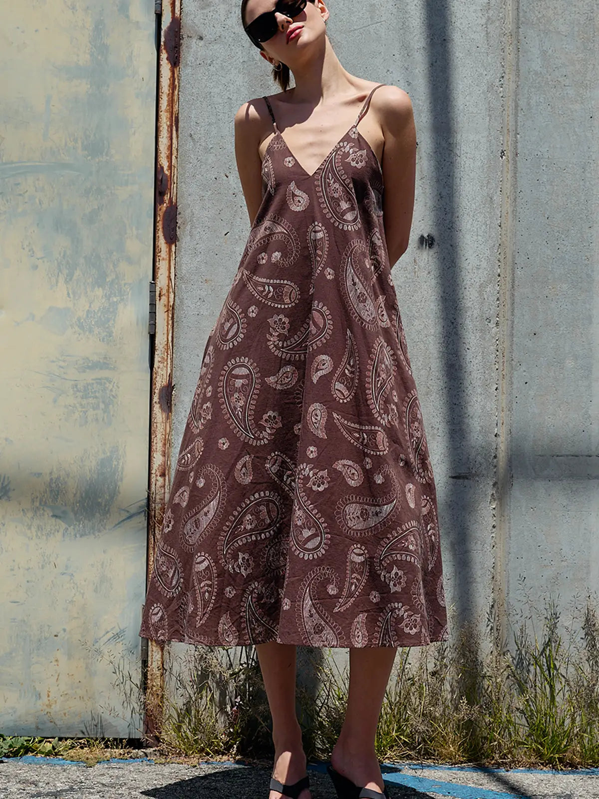 Flowy Midi Dress - Brown Paisley