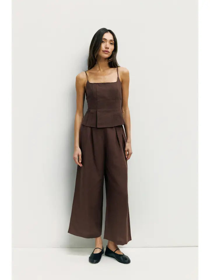 Pleated Linen Tank - Brown