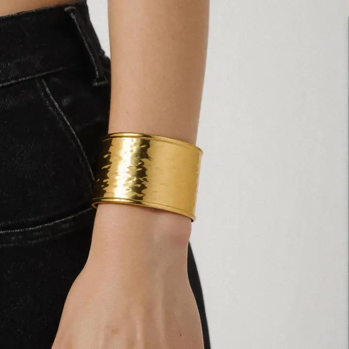18K Gold Non-Tarnish Wide Statement Cuff Bracelet - Yellow Gold