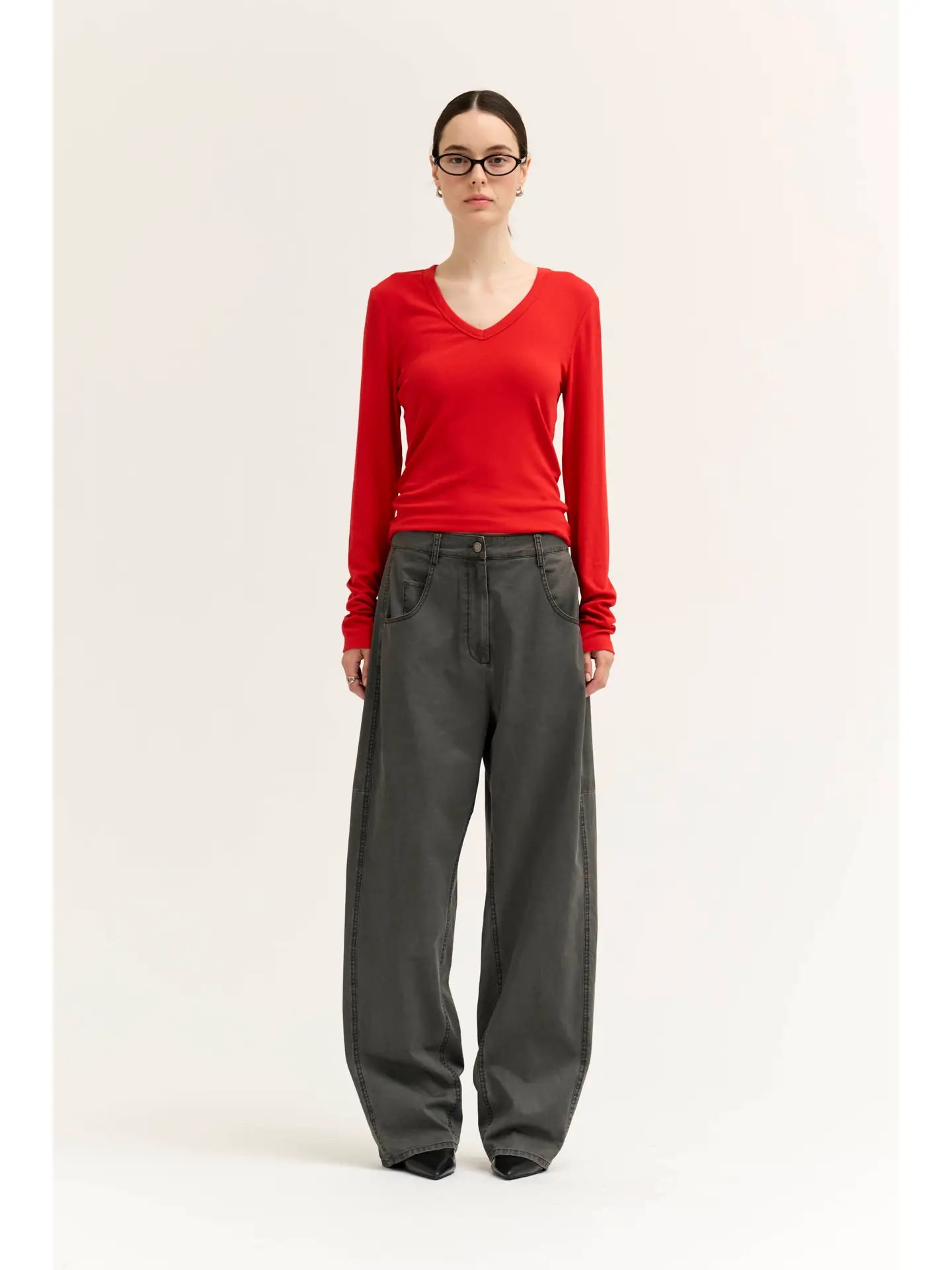 Grade + Gather - Rounded V-Neck Long Sleeve Tee - Bell Pepper
