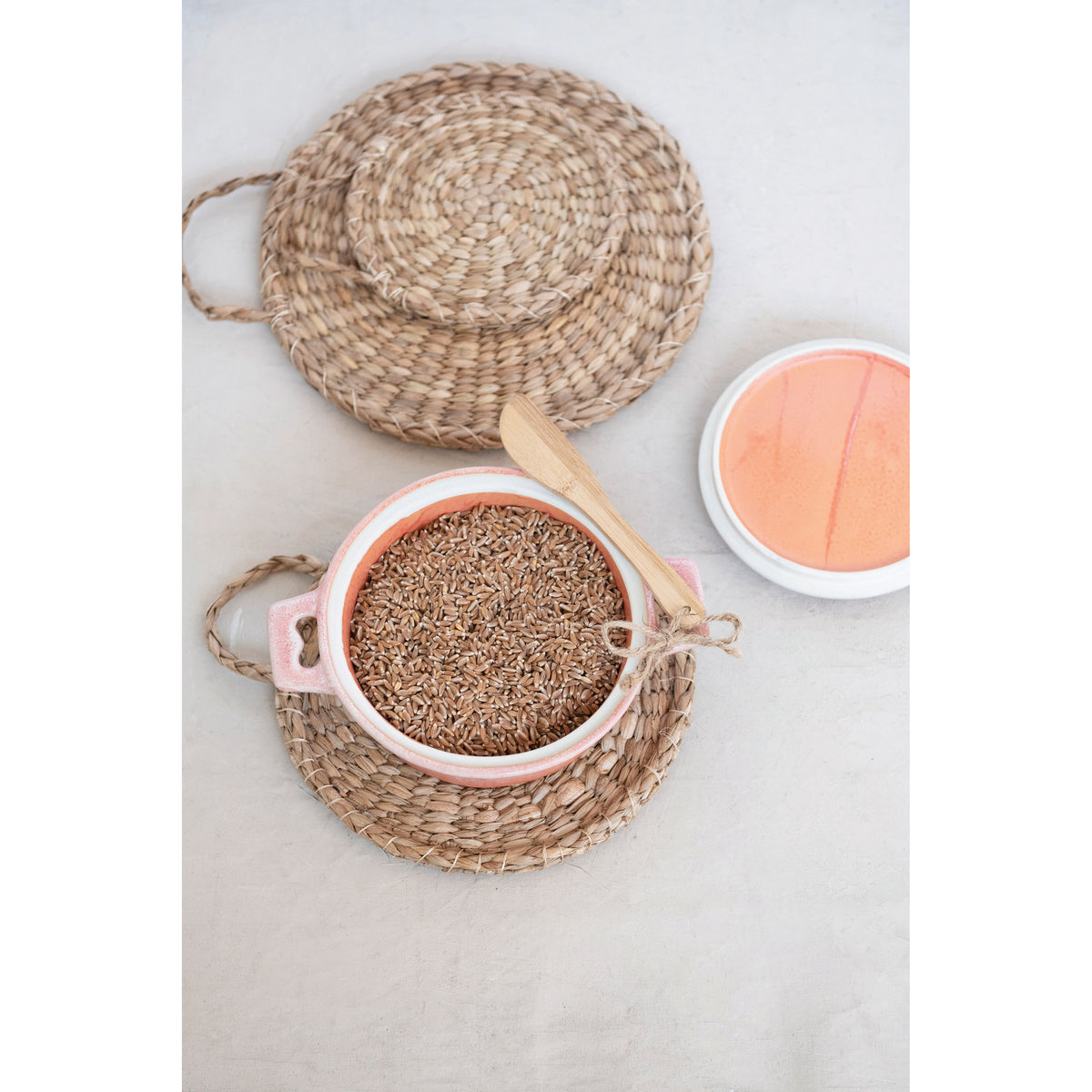 Stoneware Brie Baker with Bamboo Spreader - Pink